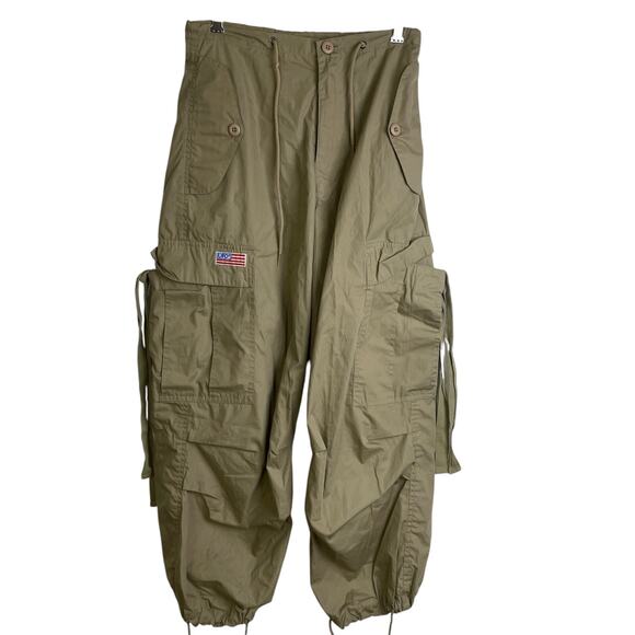 Green Cropped Cargo Pants with High Waist - Picture 1 of 12